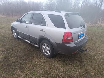 Kia Sorento 125kw, manuál, r.v.2008,4x4 - 4