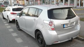 TOYOTA  VERSO  2,0D - 93kW - 4