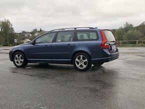 Volvo v70 2.0D - 4