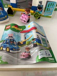 LEGO 10902 DUPLO Policejní stanice - 4