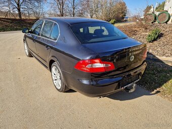 Škoda Superb 2 1,6 TDI, 77 KW xenony - 4