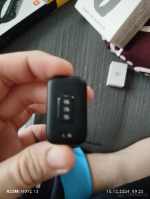 Xiaomi Smart Band 8 Active - 4