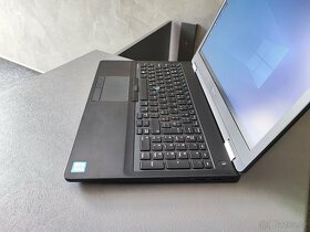 Dell Latitude E5570 - 4