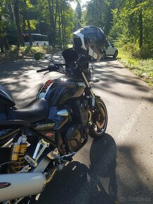 Yamaha XJR 1300 - 4