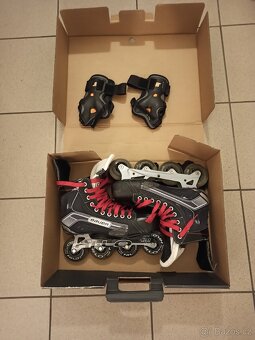 Kolečkové brusle Bauer VAPOR X 250R 9.0 - 4