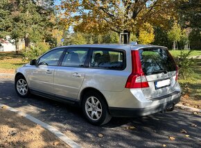 Volvo V70 D5 AWD - 4