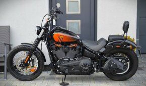 Harley Davidson FXBBS Softail Street Bob 114 CZ původ - 4