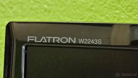 Monitor LG Flatron 22" FullHD, Poškozený displej - 4