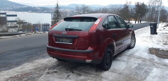 FORD FOCUS 1.6i 74KW velmi pěkný stav  STK 3/ 2026 - 4