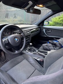 BMW E90 330d xdrive - 4