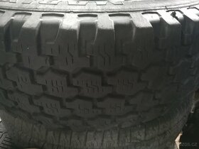 Prodám pneu s diskem 255/75 R15 5x114 - 4