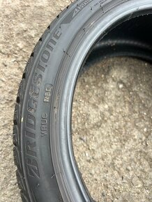 Zimní pneu 215/40R17 (4ks) Bridgestone - 4