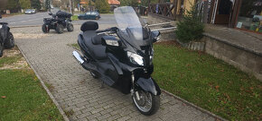 MAXI SKŮTR SUZUKI BURGMAN 650 EXECUTIVE r.v.2009 - 4