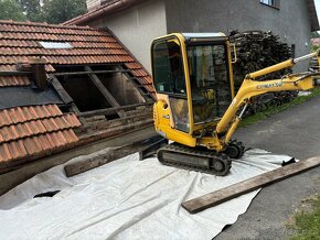 Minibagr Komatsu PC 15R + vozík - 4