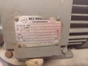 Elektromotor 3kw 1420 ot. Patkovy MEZ - 4