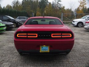 Dodge Challenger, 3.6 V6 - KRÁSNÝ STAV - DPH - 4