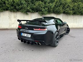 Prodám Chevrolet Camaro 6.2SS FIFTY KRÁSNÝ VŮZ - 4