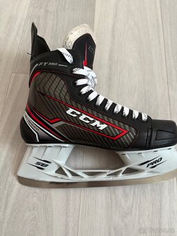 Hokejové brusle CCM 45 - 4