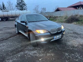 Dobrý den, prodám Bmw X6 E71 35D X-Drive M57 Rok výroby: 200 - 4