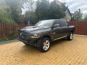 Dodge Ram 1500 2017 5.7 4x4 Sport - 4