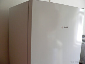 Prodám luxusní mrazák BOSCH GSN54AW45 v TOP stavu - 4