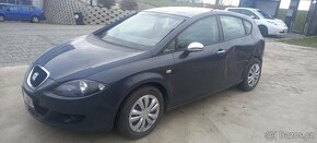 SEAT LEON 1,4i r.v.2009,KLIMA,SERVISOVANÉ,DOHODA - 4