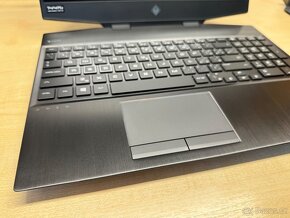 HP OMEN 15 - 4