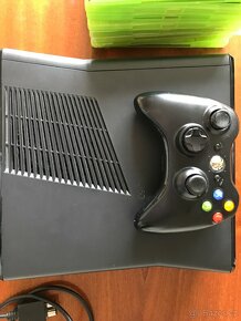 Prodám Xbox 360 + kinect DOMLUVA NA CENĚ MOŽNÁ - 4