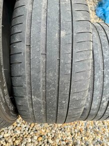 Pneumatiky MICHELIN PILOT SPORT 4 245/40 ZR18 - 4