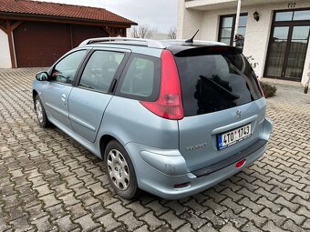 Peugeot 206 kombi 1,4i, naj.91.tkm, klimatronic - 4