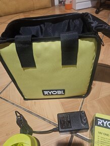 Ryobi - 4