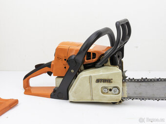 Motorová řetězová pila Stihl MS 250 (2,3 kW) - 4