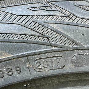 Zimní pneu 265/45 R20 108V  Nokian 7mm - 4