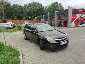 Opel Astra H 2005 - 4