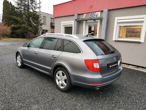 Škoda Superb 2.0 TDI kombi DSG - 4