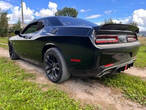 Dodge Challenger R/T 6.4 V8  r.v.2021 - 4