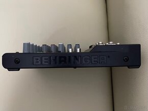 Behringer Xenyx 802 - 4