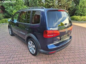 VW Touran Cross 2.0TDI 103kW, 7 míst,tažné,xenon,navi - 4