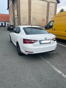 Škoda Superb 2017 - 4