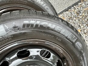 Prodám pneu Michelin s disky 195/65 R15 - 4