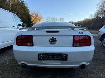 Ford Mustang 4.6 GT - 4