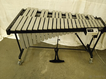 Yamaha Vibraphone YV 2500 - 4