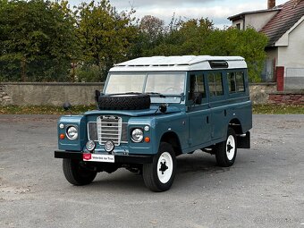 Land Rover Series III - 4