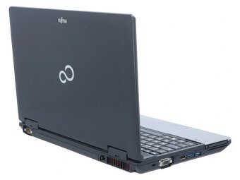 15,6" Fujitsu Lifebook E752 i5-3340M 8GB 256GB ssd - 4