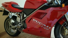 Ducati 748 S Biposto (první model s velkým logem) - 4