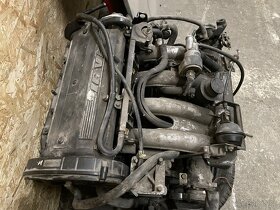 Peugeot Mi16 motor - 4