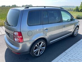 Volkswagen Touran 2.0 TDI, alu, 7 míst - 4