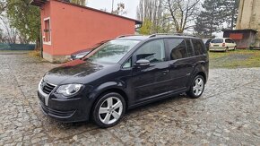 Volkswagen Touran - 4