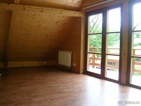 Dům na polosamotě s pozemkem 5000m², Luhačovice - 4