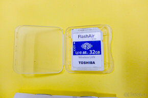 TOSHIBA FlashAir W-04 SD 32GB Wireless LAN - 4